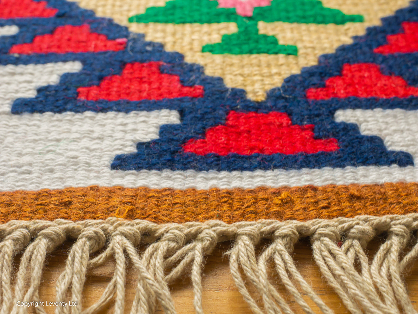 Hand made traditional Bulgarian B rug- Pano 10