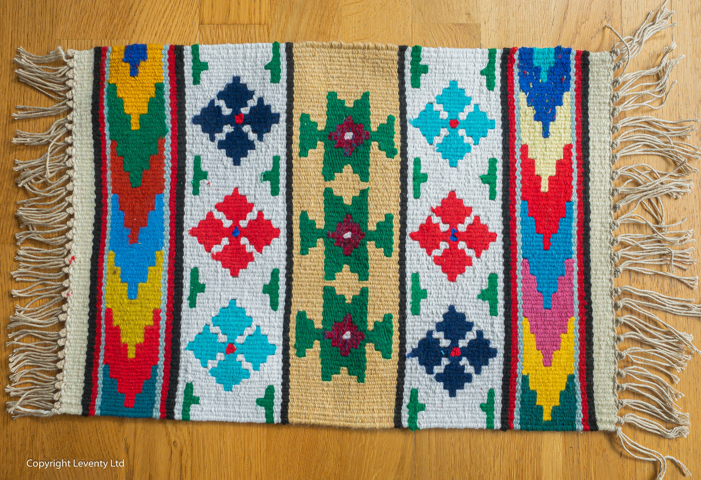 Hand made traditional Bulgarian B rug- Pano 3