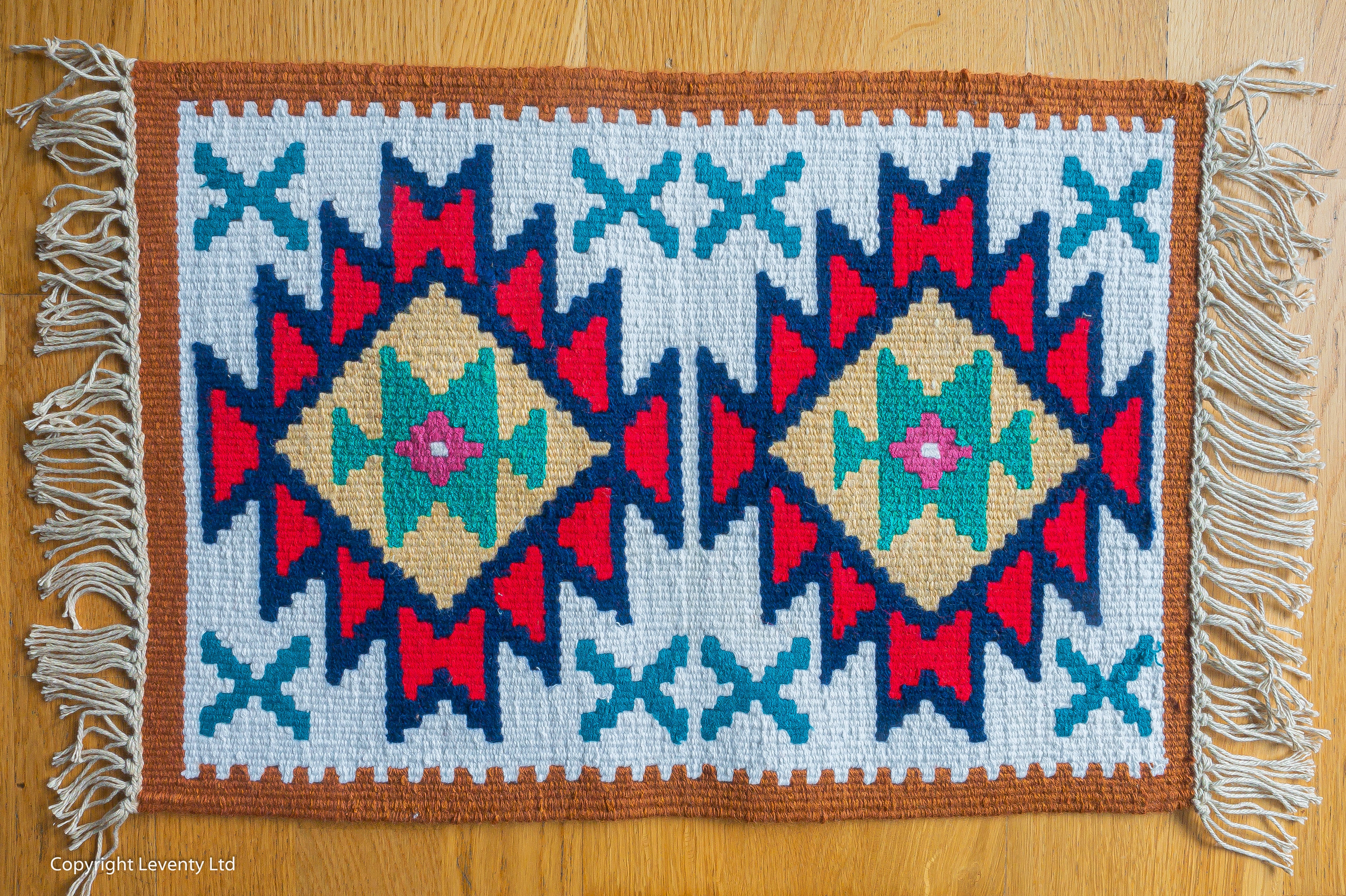 Hand made traditional Bulgarian B rug- Pano 8