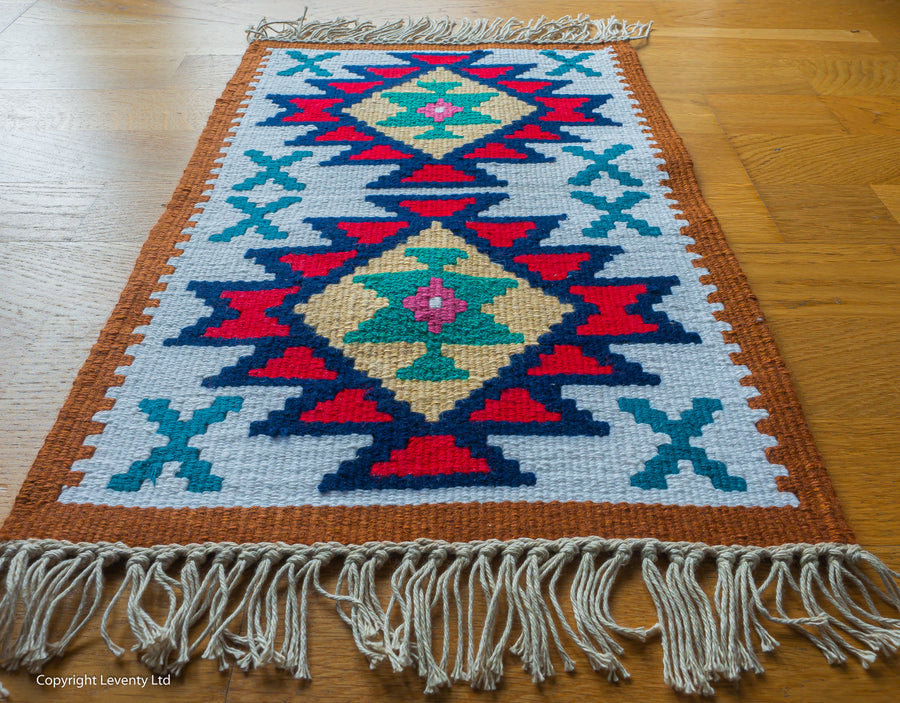 Hand made traditional Bulgarian B rug- Pano 8